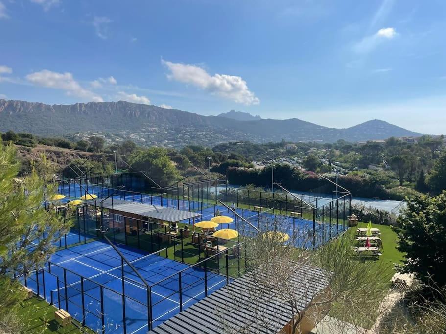 Saint-Raphaël Dans Un Cadre D'Exception, Vue Mer Panoramique A Agay Cote D'Azur, Village Vacances Cap Esterel, T2 Avec Jardin, Golf, Climatisation, Wifi, 5 Piscines מראה חיצוני תמונה
