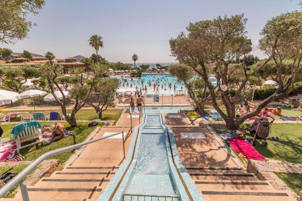 Saint-Raphaël Dans Un Cadre D'Exception, Vue Mer Panoramique A Agay Cote D'Azur, Village Vacances Cap Esterel, T2 Avec Jardin, Golf, Climatisation, Wifi, 5 Piscines מראה חיצוני תמונה