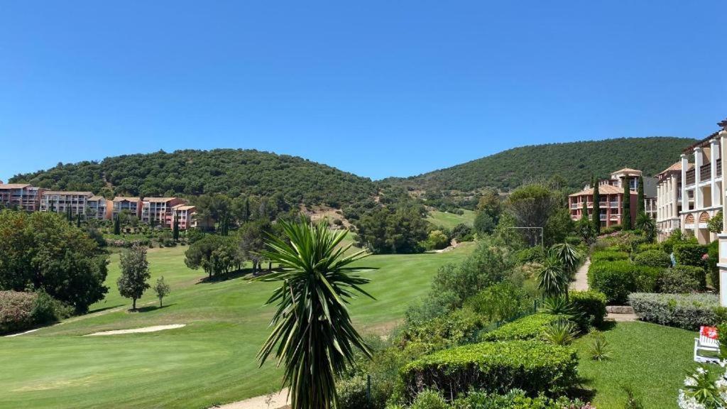 Saint-Raphaël Dans Un Cadre D'Exception, Vue Mer Panoramique A Agay Cote D'Azur, Village Vacances Cap Esterel, T2 Avec Jardin, Golf, Climatisation, Wifi, 5 Piscines מראה חיצוני תמונה