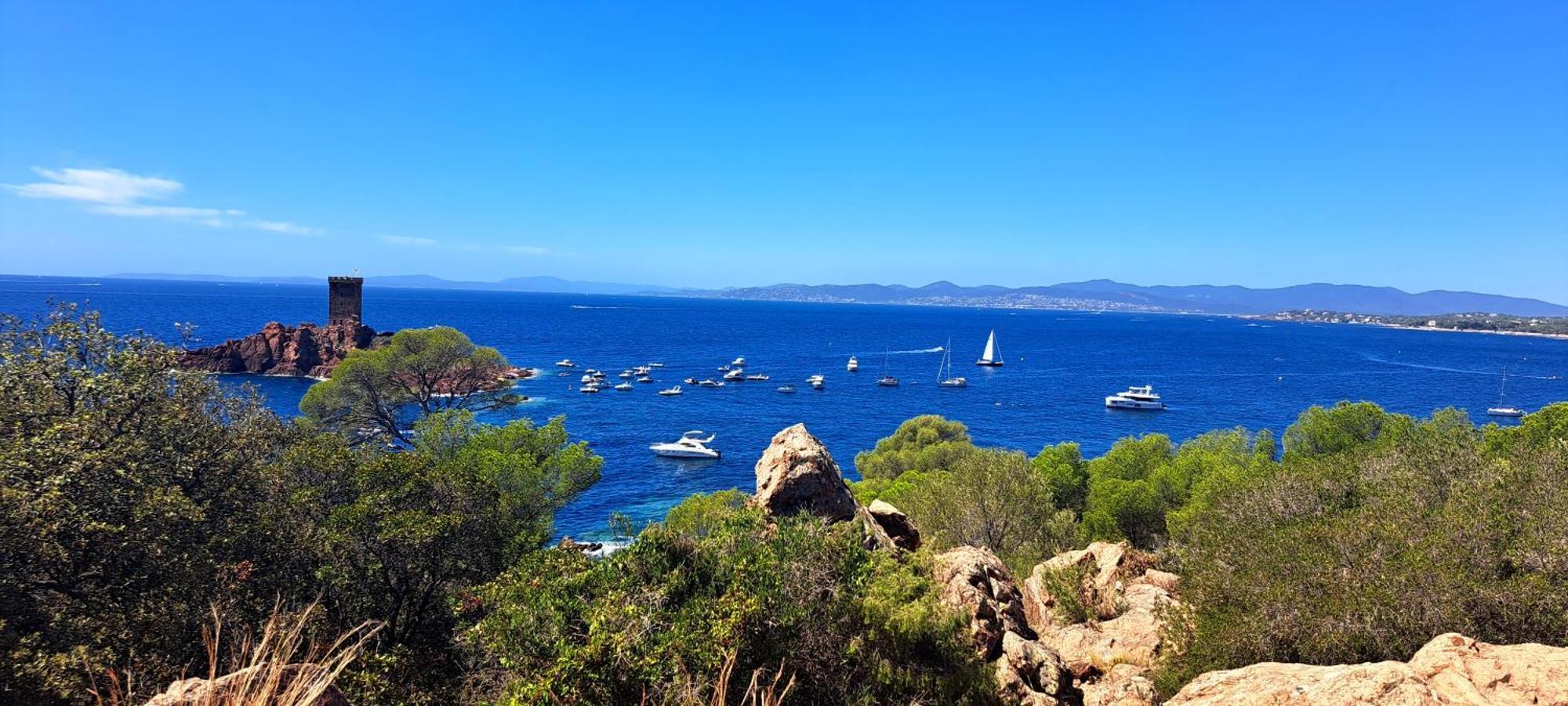 Saint-Raphaël Dans Un Cadre D'Exception, Vue Mer Panoramique A Agay Cote D'Azur, Village Vacances Cap Esterel, T2 Avec Jardin, Golf, Climatisation, Wifi, 5 Piscines מראה חיצוני תמונה